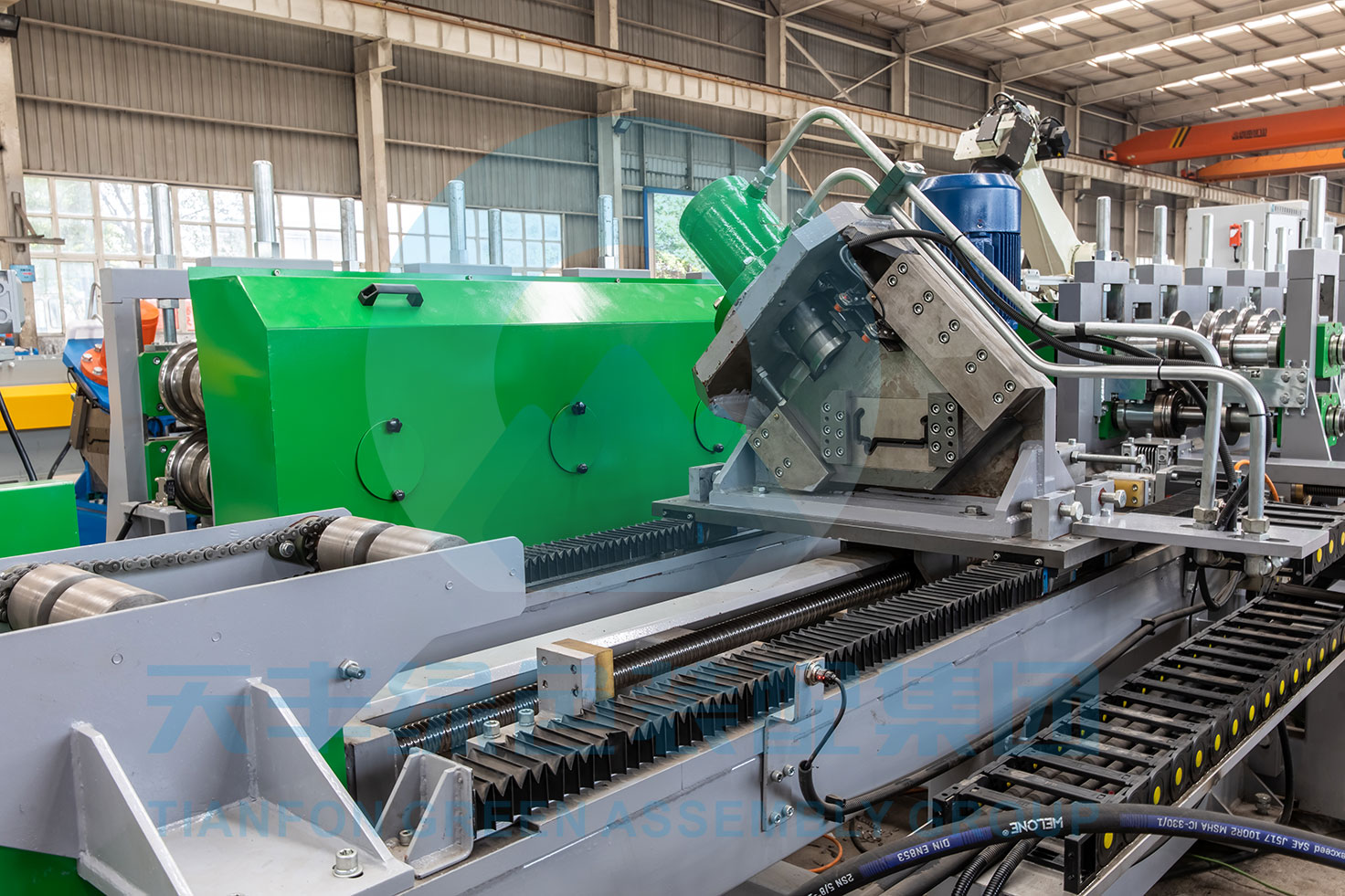 BOXING BEAM ROLL FORMING LINE CUTTER